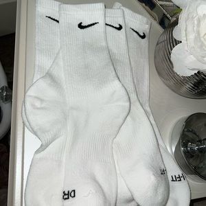 Nike Men's Everyday Plus Cushion Training Crew Socks